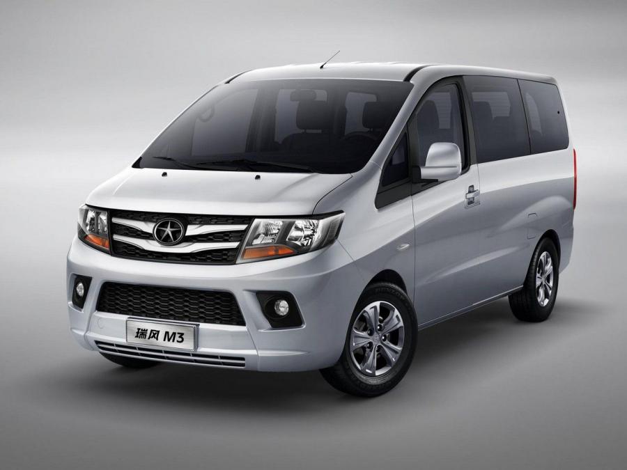  JAC Refine M3 2015 года  (фото 1 из 5)